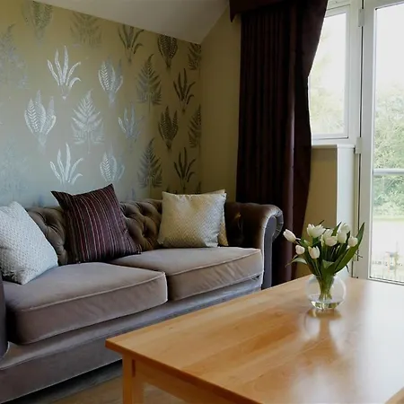 The Sun 4* Swindon