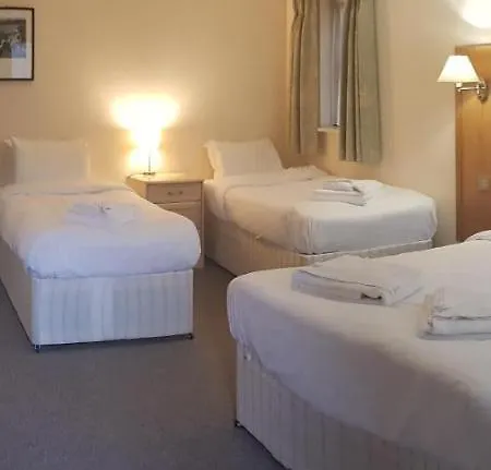 Marsh Farm Hotel Swindon