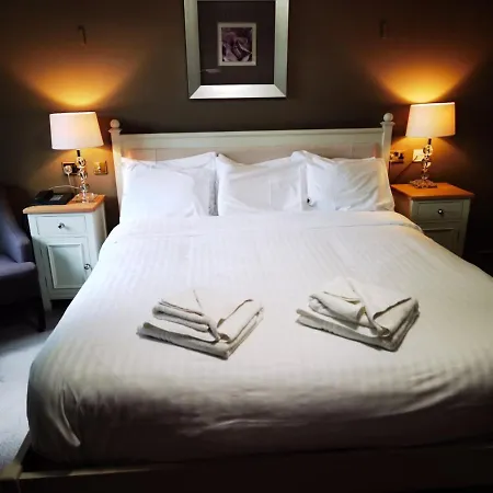 Marsh Farm Hotel 3*