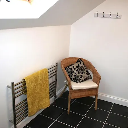 Bed & Breakfast Highworth House *