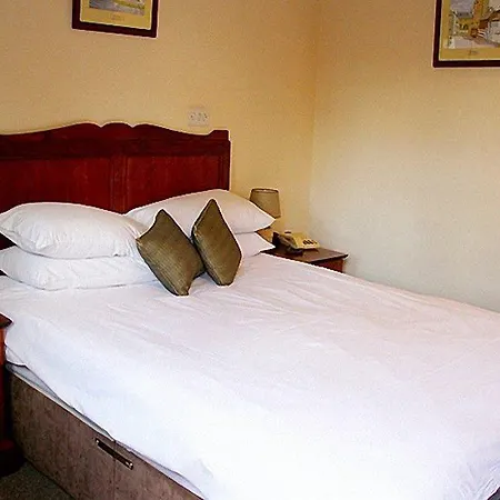 Hotel The Crown Swindon