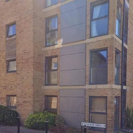 Apartment Old Town West - Newly Refurbished Swindon