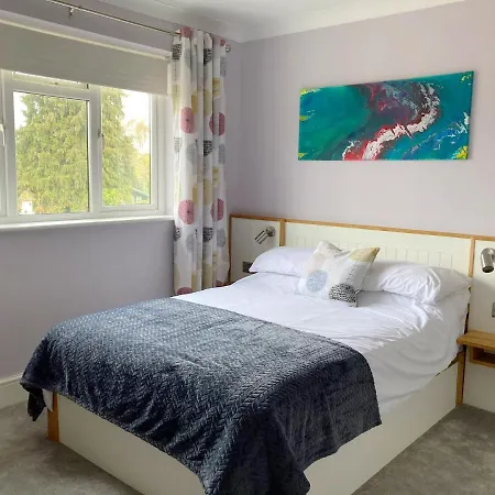 Orchard House * Swindon