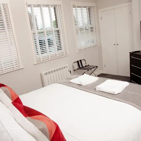 High Life Serviced - Old Town * Swindon