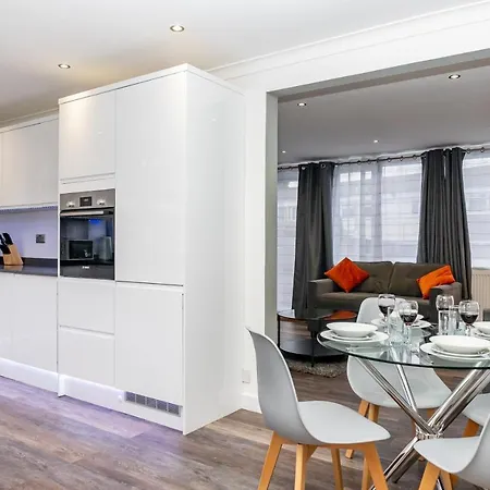 Inspiration By Olauda Sa - 3 Bed House With Free Parking