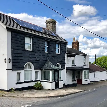 The Old Tavern Annex Swindon