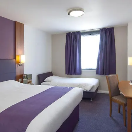 Premier Central 3* Swindon