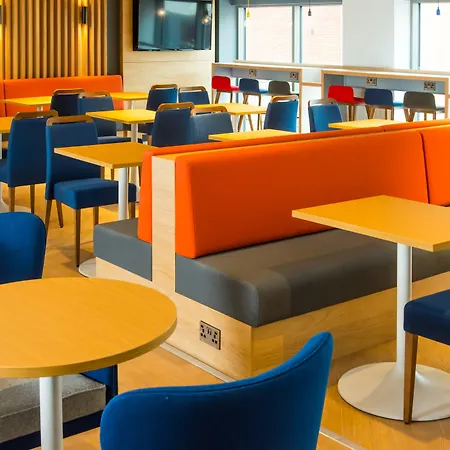 Express Centre By Ihg 3* Swindon