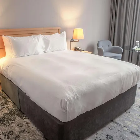 Doubletree By Hilton Hotel Swindon