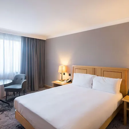 Hotel Doubletree By Hilton Swindon