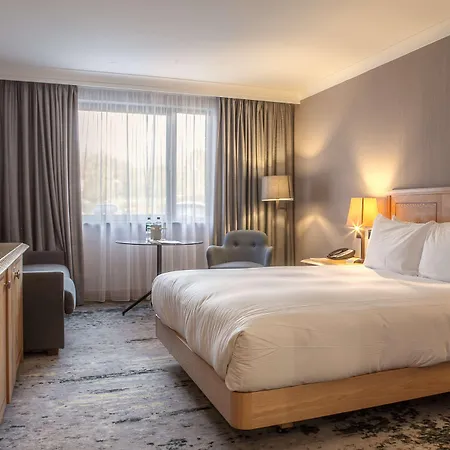 Doubletree By Hilton Swindon