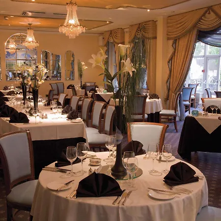 Blunsdon House Hotel, Bw Premier Collection Hotel