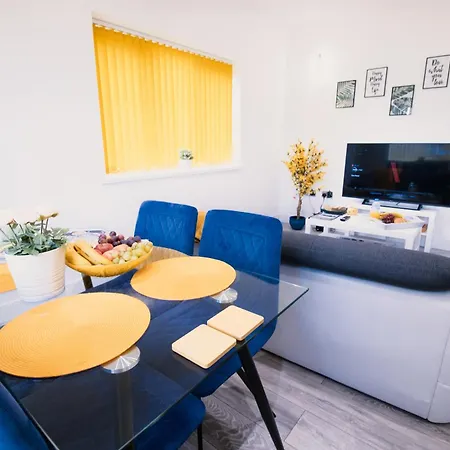 Greenbridge - Free Parking Apartment