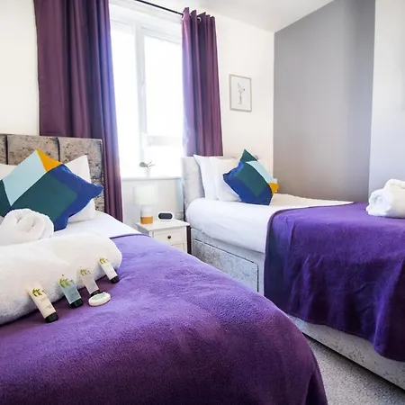 Elmsgate - Free Parking Apartment
