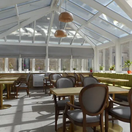 Stanton House Hotel 4*