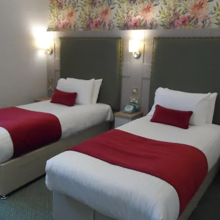 Stanton House 4* Swindon