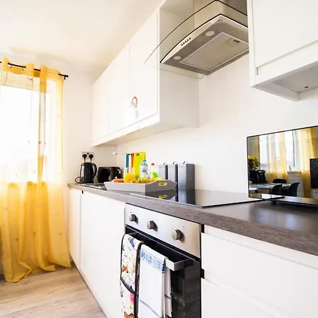 Apartment Springfield - Free Parking Swindon