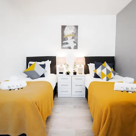 Apartment Longfield - Free Parking Swindon