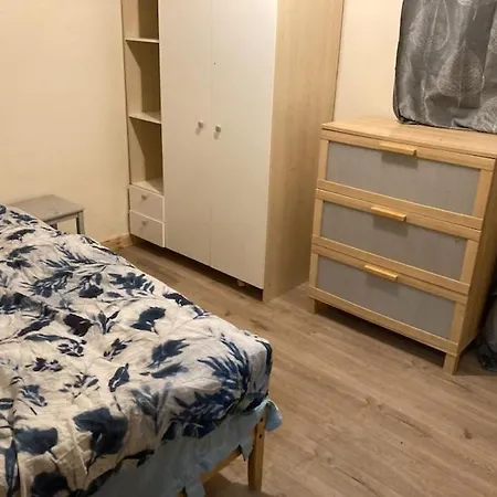 Friends Hostel *