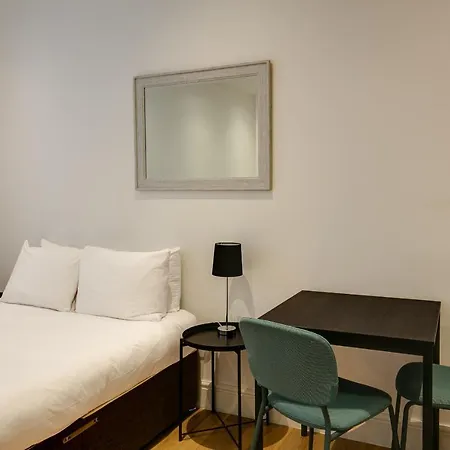 Apartment Charles Hope