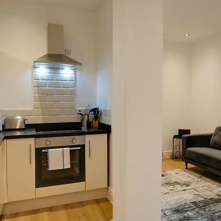 Apartment Charles Hope Swindon