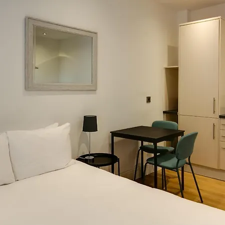 Apartment Charles Hope *