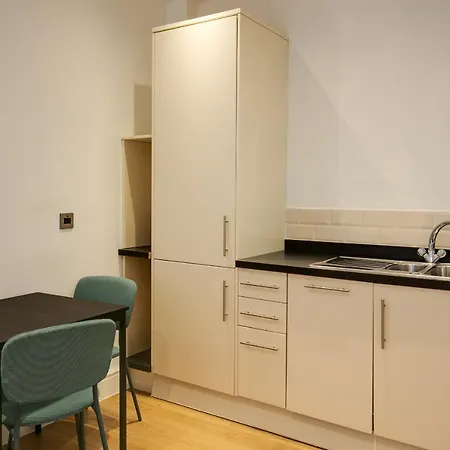 Apartment Charles Hope Swindon