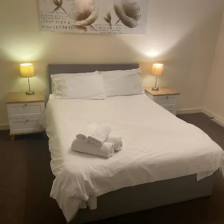 The Paramount By Swa Apartment Swindon