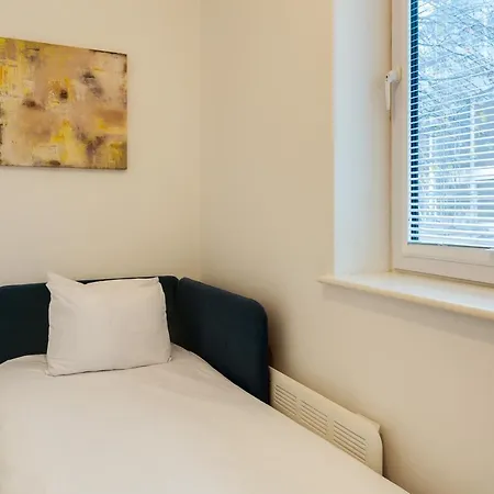 Apartment Charles Hope *