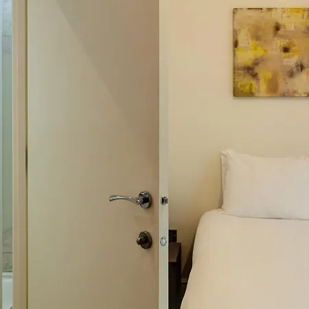 Apartamento Charles Hope *