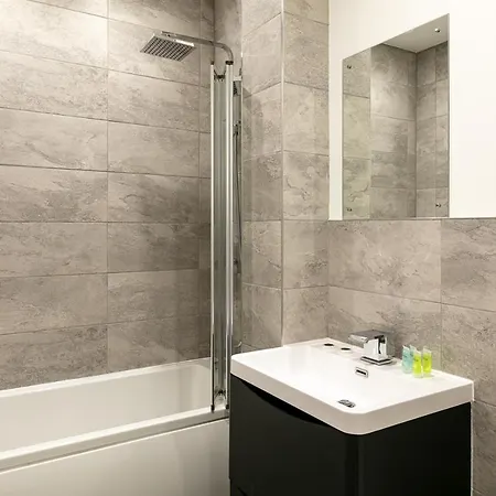 Apartamento Charles Hope *