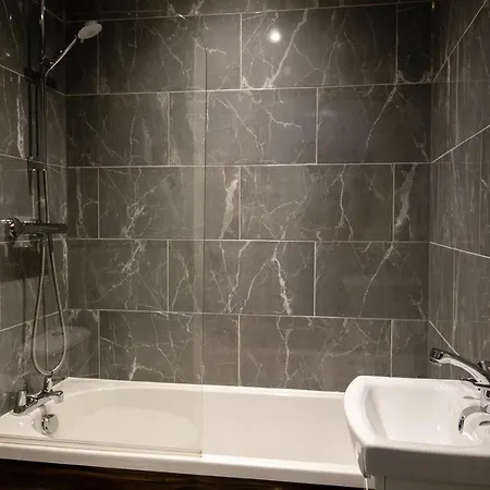 Charles Hope Apartment Swindon