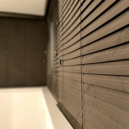 Centered 2 Bed Serviced Apartment- Sherpa Homes Apartment
