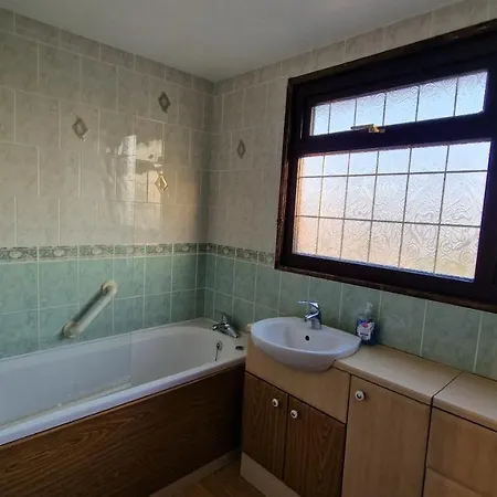 Guest house Shergold House Swindon