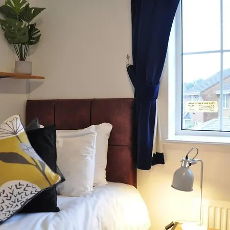 The Redbridge House *