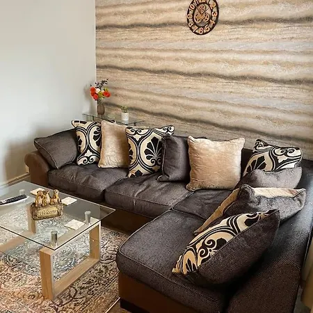 Apartment Beanie's @lornestreet Swindon