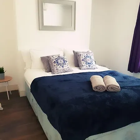 Holiday home October Disc - Long - Contractors