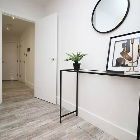 Apartment Kingsbridge Point - Cosy One Bed Near Town Centre, *