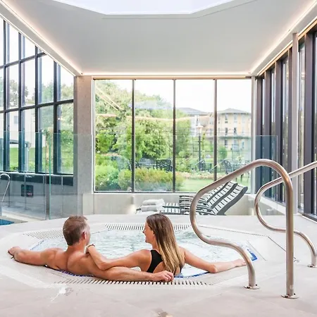 Blunsdon House Hotel, Bw Premier Collection 4*