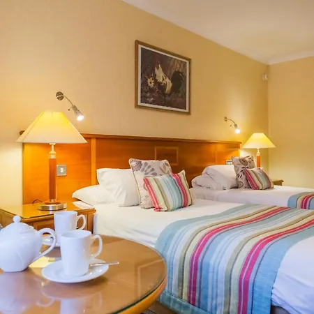 Blunsdon House Hotel, Bw Premier Collection Hotel 4*