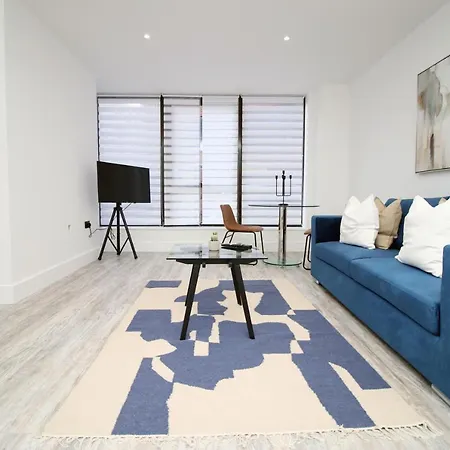 Apartment Kingsbridge Point - Cosy One Bed Near Town Centre,