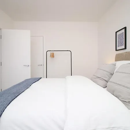 Kingsbridge Point - Cosy One Bed Near Town Centre, *