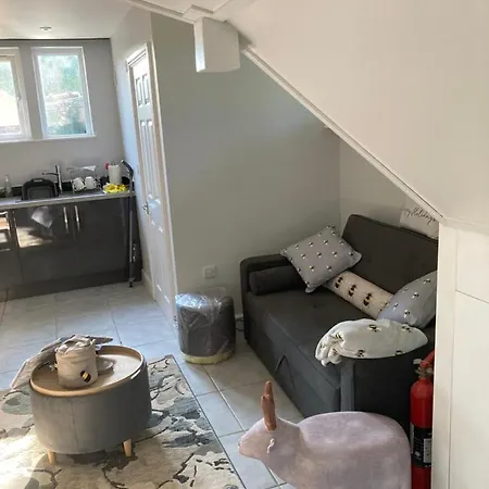 Casa de hóspedes Raglans Swindon
