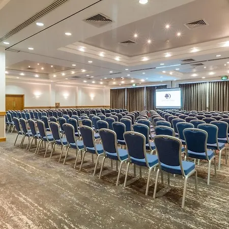Doubletree By Hilton Swindon