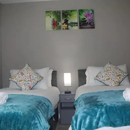 Coleridge House Private Parking Netflix *