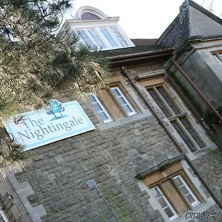 Hotel South Marston And Leisure Club