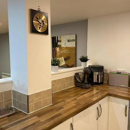 Apartment Modern Centre In Swindon