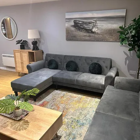 Modern Centre In Apartment