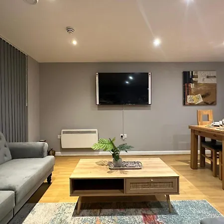 Modern Centre In Apartment