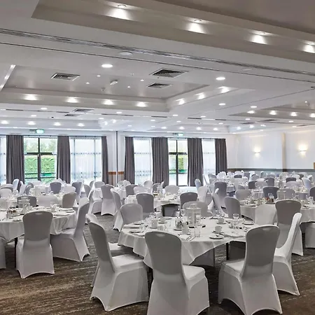 Doubletree By Hilton Hotel Swindon